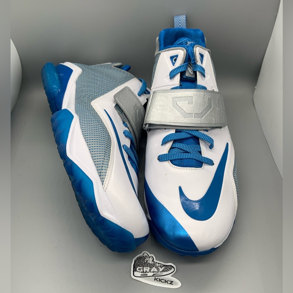 nike cj elite 2